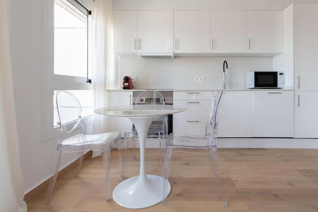 A Pie De Playa En Gava Mar! Apartment Bagian luar foto