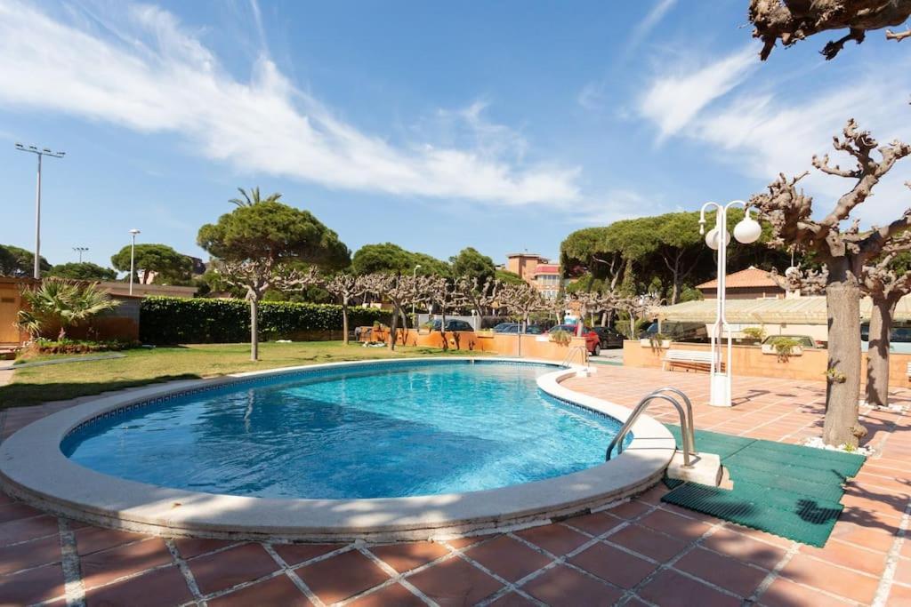 A Pie De Playa En Gava Mar! Apartment Bagian luar foto