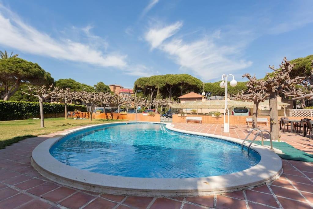 A Pie De Playa En Gava Mar! Apartment Bagian luar foto